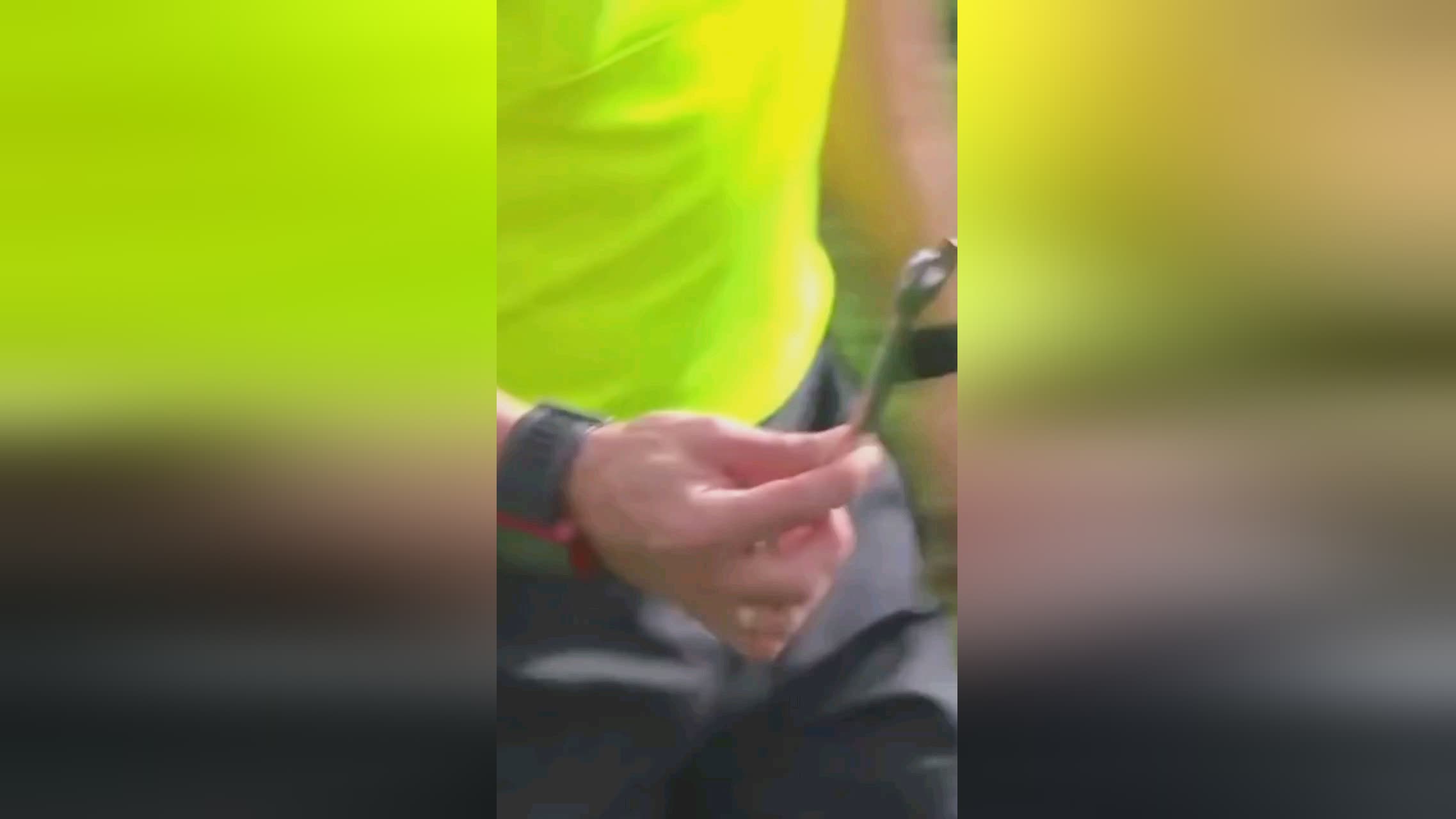 对抗更是