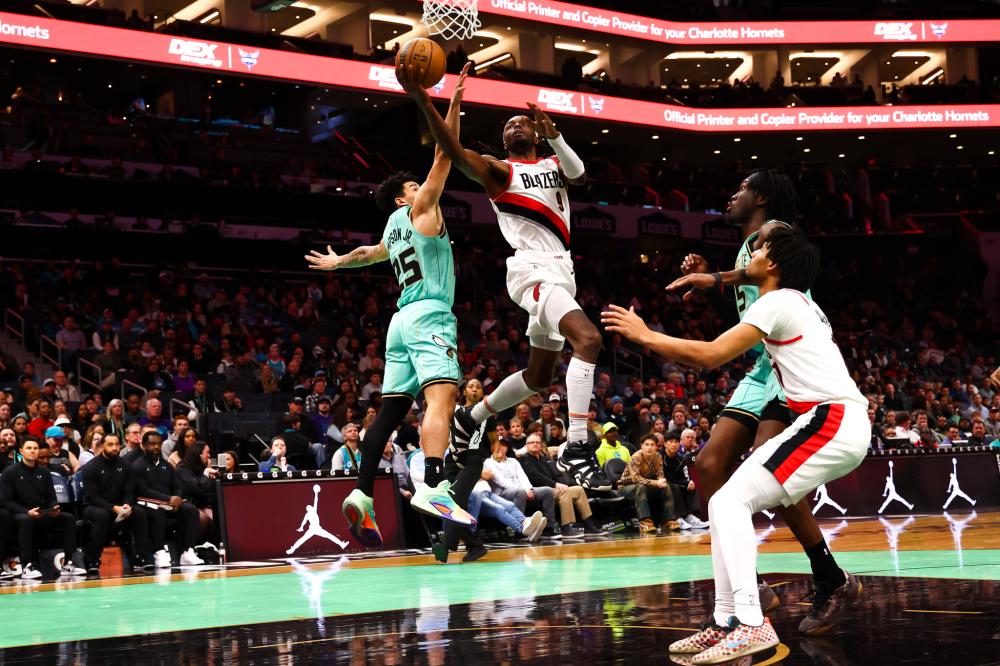 在支持他们 在支持他们