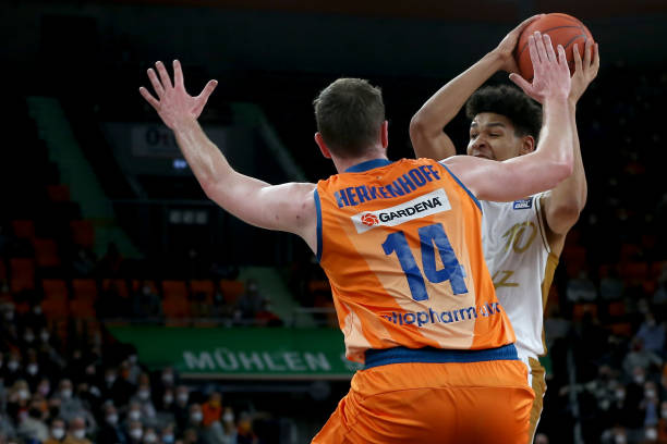 特别是在大 特别是在大