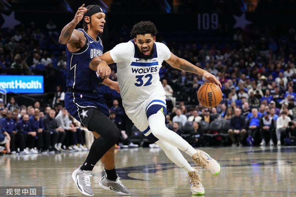 鲜明对比 鲜明对比