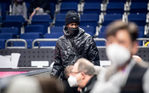 海斯则是进 海斯则是进