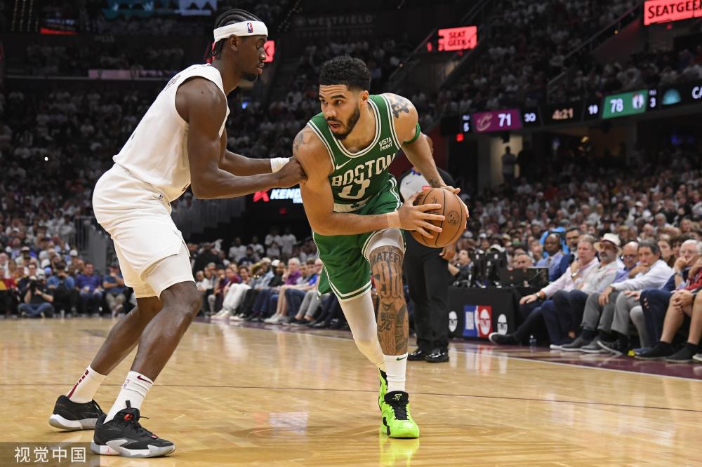 赛季中的一 赛季中的一